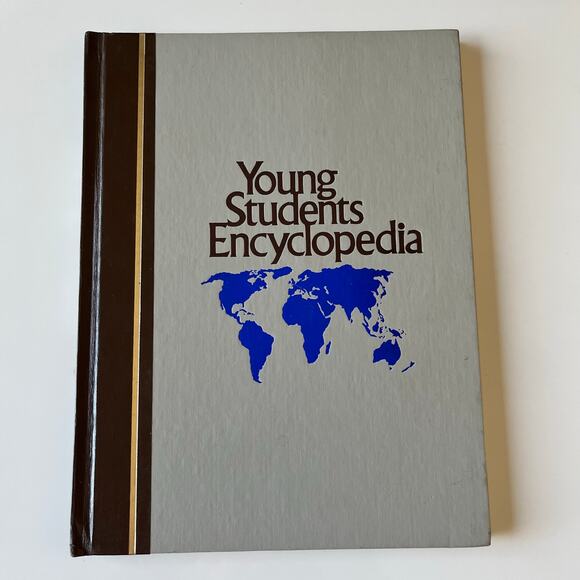 Young Students Encyclopedia Book Volume 3 - 1980 - Picture 1 of 5